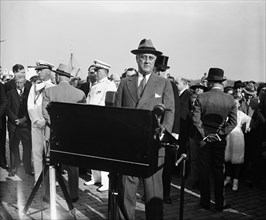 U.S. President Franklin Roosevelt Waiting the Arrival of Explorer Admiral Richard E. Byrd upon his return from an Expedition to Antarctica, Washington DC, USA, Harris & Ewing, May 10, 1935