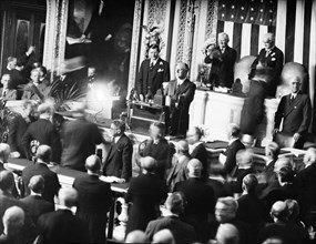 U.S. President Franklin Roosevelt delivering First Nighttime Annual Message to Second Session of the 74th Congress, Washington DC, USA, Harris & Ewing, January 3, 1936