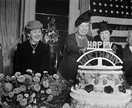 First Lady Eleanor Roosevelt, Guest of Honor and Principal Speaker at First Birthday Luncheon of Women's Auxiliary of Argo Lodge of B'nai B'rith, Willard Hotel, Washington DC, USA, Harris & Ewing, Oct...