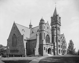 Mary Lyon Hall, Mount Holyoke College, South Hadley, Massachusetts, USA, Detroit Publishing Company, 1900