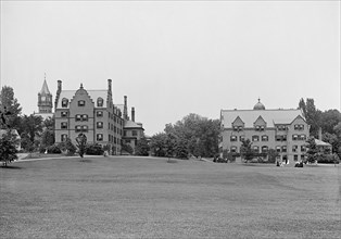 South Campus Grounds, Mount Holyoke College, South Hadley, Massachusetts, USA, Detroit Publishing Company, 1900