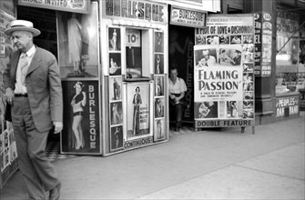 Burlesque Theater, South State Street, Chicago, Illinois, USA, John Vachon, Farm Security Administration, July 1941