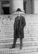 George Washington Norris, Full-Length Portrait on Steps of Treasury Building, Washington DC, USA, Harris & Ewing, 1917