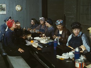 Women Workers Employed as Wipers in Roundhouse having Lunch in their Rest Room, Chicago & North Western Railway Company, Clinton, Iowa, USA, Jack Delano, Office of War Information, April 1943