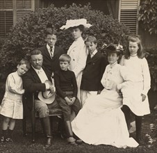 U.S. President Theodore Roosevelt and Wife Edith Surrounded by their Children, Full-length Portrait, 1903