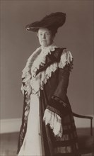 Edith Roosevelt (1861-1948), First Lady of the United States 1901-1909 as Wife of U.S. President Theodore Roosevelt, Full-Length Portrait, Photograph by Frances Benjamin Johnston, 1903
