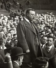 Theodore Roosevelt Speaking to Crowd at Sagamore Hill, Cove Neck, New York, USA, 1916
