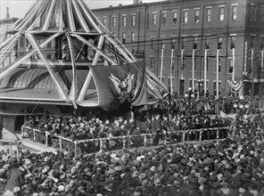 U.S. President William Howard Taft Speaking to Large Crowd on Outdoor Stage, Decatur, Illinois, USA, Photograph by International Stereograph, February 11, 1911