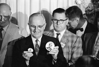 Former U.S. President Harry Truman announcing his preference for W. Averell Harriman for Democratic Presidential Nominee, photographer Thomas J. O'Halloran, Warren K. Leffler, August 1956