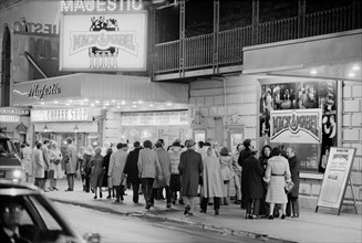 Crowd outside Majestic Theater at Night, New York City, New York, USA, photograph by Thomas J. O'Halloran, November 1974