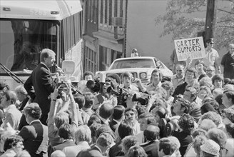 Democratic Presidential Nominee Jimmy Carter speaking to Crowd at Campaign Stop, Pittsburgh, Pennsylvania, USA, photograph by Thomas J. O'Halloran, September 1976