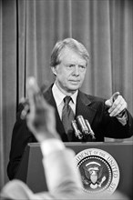 U.S. President Jimmy Carter during Press Conference announcing the Resignation of Bert Lance, Director of the Office of Management and Budget, Washington. D.C., USA, photographer Marion S. Trikosko, W...