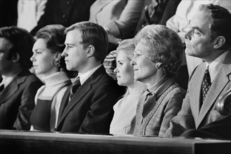 L-R: Julie Nixon Eisenhower, David, Cox, Tricia Nixon Cox, First Lady Pat Nixon and Alexander Haig attend U.S. President Richard Nixon's State of the Union Address, Washington, D.C., USA, photograph b...