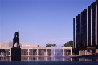 architecture, modern, University of Chicago, Eero Saarinen, historical,