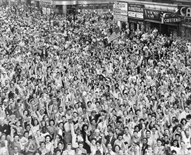 crowd, celebration, Times Square, World War II, historical,