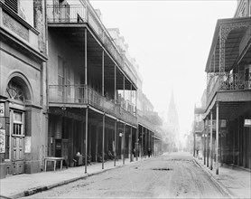 Chartres St.
