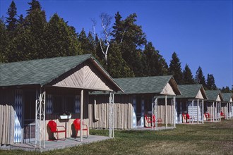 Pine Cone Cabins, Saint Ignace,