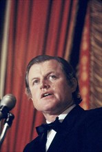 Edward Kennedy, Ted Kennedy, politics, government, historical,