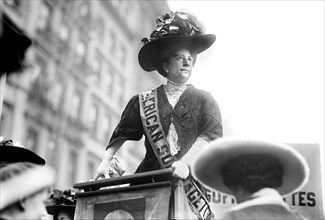 Suffragette Mrs. Sophia Loebinger speaking before City Hall