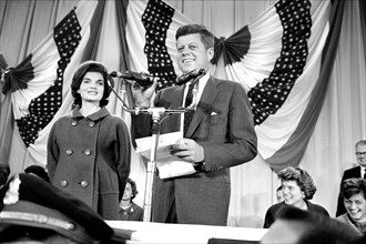 U.S. President-elect John F. Kennedy with his wife Jacqueline Kennedy