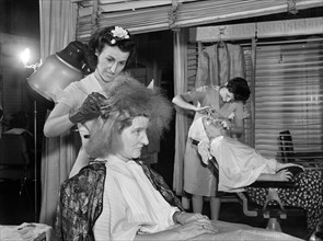 Woman getting her hair dyed, Francois de Paris Hair Salon, Eighth Street, New York City, New York,