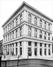 Tiffany & Co. building, exterior view, 401 Fifth Avenue at East 37th Street, New York City, New