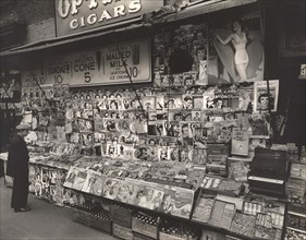 Newsstand, 32nd Street and Third Avenue, New York City, New York, USA, Berenice Abbott, Federal Art