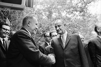 U.S. President Lyndon Johnson shaking hands with Soviet Premier Alexei Kosygin, Glassboro Summit