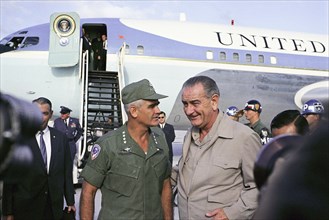 U.S. General William Westmoreland speaking with U.S. President Lyndon Johnson (Air Force One in