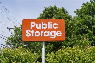 Public Storage, self-storage facility, Street Sign, Danbury, Connecticut, USA