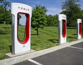 Tesla electric vehicle charging stations, Connecticut, USA