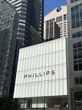 Phillips International Auction House, building exterior, 432 Park Avenue, New York City, New York,