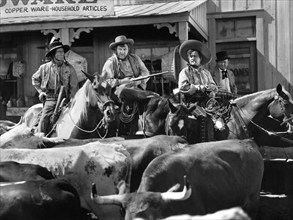 Andy Devine (2nd left), Leo Carrillo (2nd right), on-set of the western film, "Frontier Badmen",