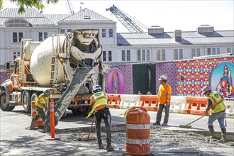 Construction workers repairing road, Manhattan, New York City, New York, USA