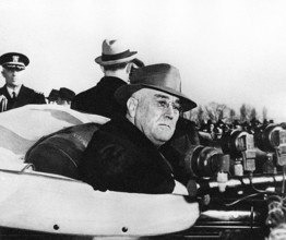 U.S. President Franklin D. Roosevelt attending Jefferson Memorial groundbreaking ceremony,