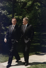 U.S. President George H.W. Bush walking with Canadian Prime Minister Brian Mulroney on White House