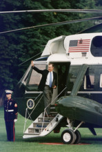 U.S. President George H.W. Bush departing South Lawn of White House aboard Marine One, Washington,
