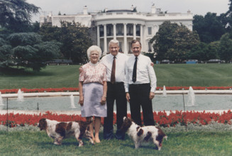 U.S. President George H.W. Bush and U.S. First Lady Barbar Bush show Russian President Boris