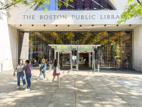 Boston Public Library, exterior view of entrance, Boston