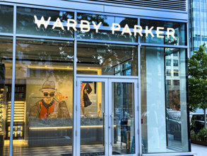 Warby Parker retail store, Boston