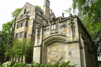 Anne T. & Robert M. Bass Library, Yale University, New Haven