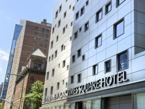 Hotel RIU Plaza New York Times Square, building exterior, Manhattan, New York City, New York, USA