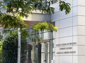Fordham University, Gabelli School of Business, Student Affairs, Gerald M. Quinn Library, building