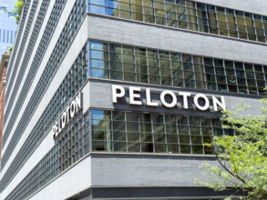 Peloton corporate headquarters, building exterior, 441 Ninth Avenue, Manhattan, New York City, New