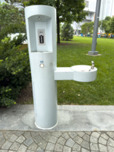 Drinking fountain with separate spout for water bottles, Columbia University, Manhattanville