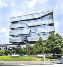 Henry R. Kravis Hall, building exterior, Columbia University Business School, Columbia University,