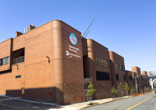 MTA/NYCT Manhattanville Bus Depot, building exterior, 601 West 133rd Street, Manhattan, New York