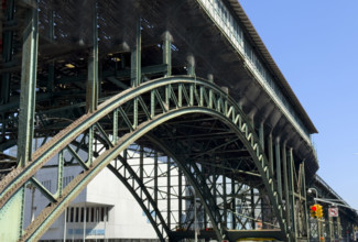 Elevated subway tracks with Lee C. Bullinger Forum in background, Columbia University,