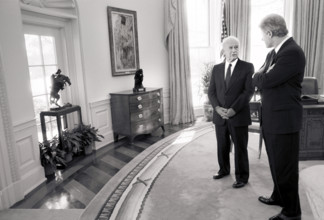 U.S. President Bill Clinton meeting with Israeli Prime Minister Yitzhak Rabin, Oval Office, White