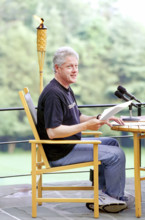 U.S. President Bill Clinton delivering a radio address at Camp David during the Israeli/Palestinian